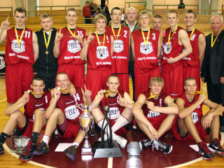 Foto: 49. vidusskola -  "VEF skolu superlīgas" pirmā čempione